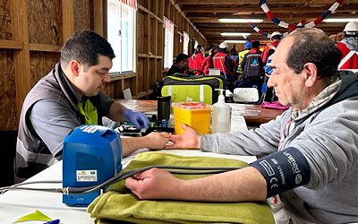 Más de 500 trabajadores del sector construcción recibieron atención social en sus obras